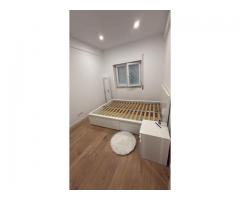 Arrenda-se Quarto - Amadora, Venteira (T3 Remodelado)